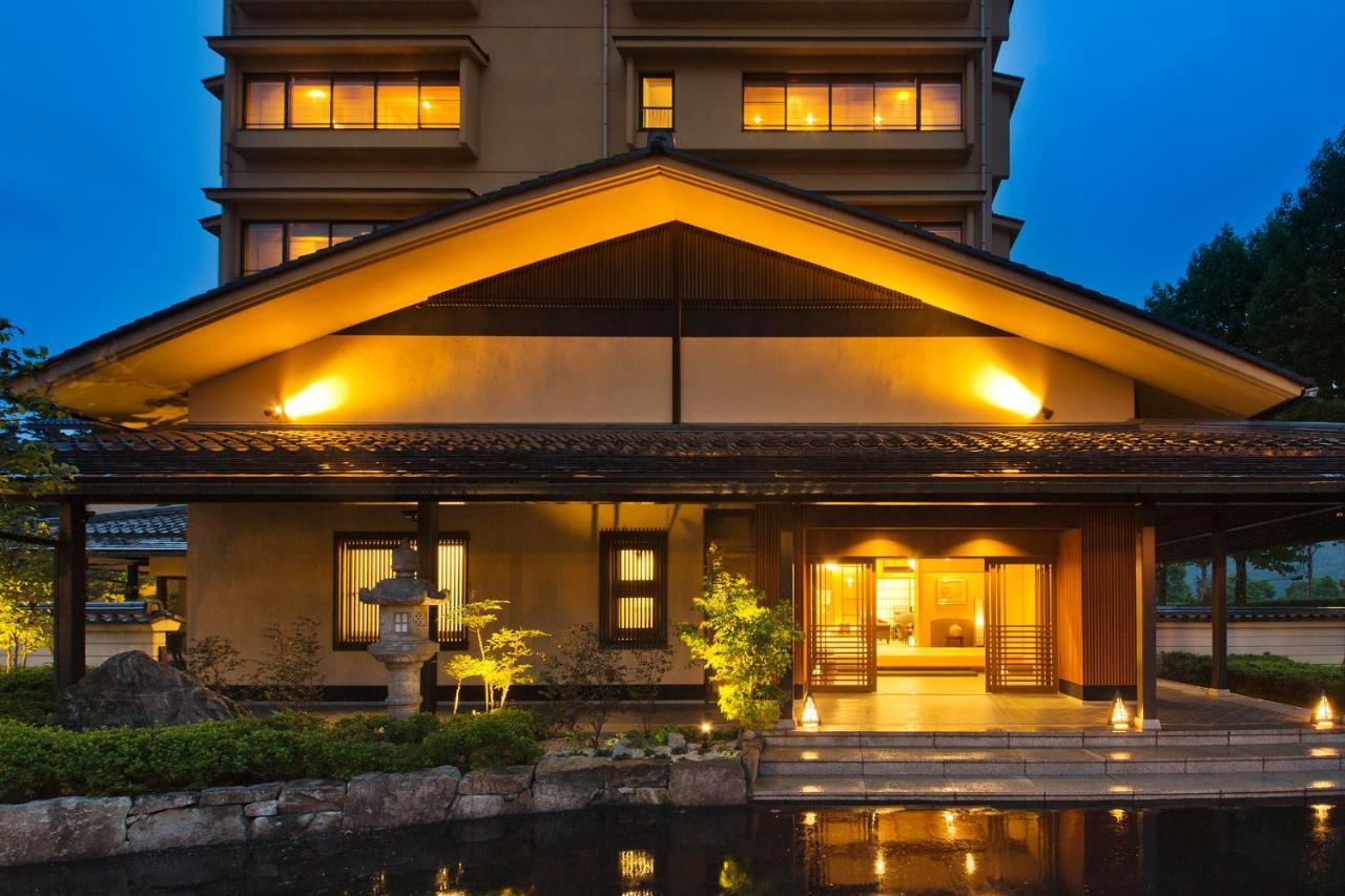 Kanazawa Hyakurakusou Exteriör bild