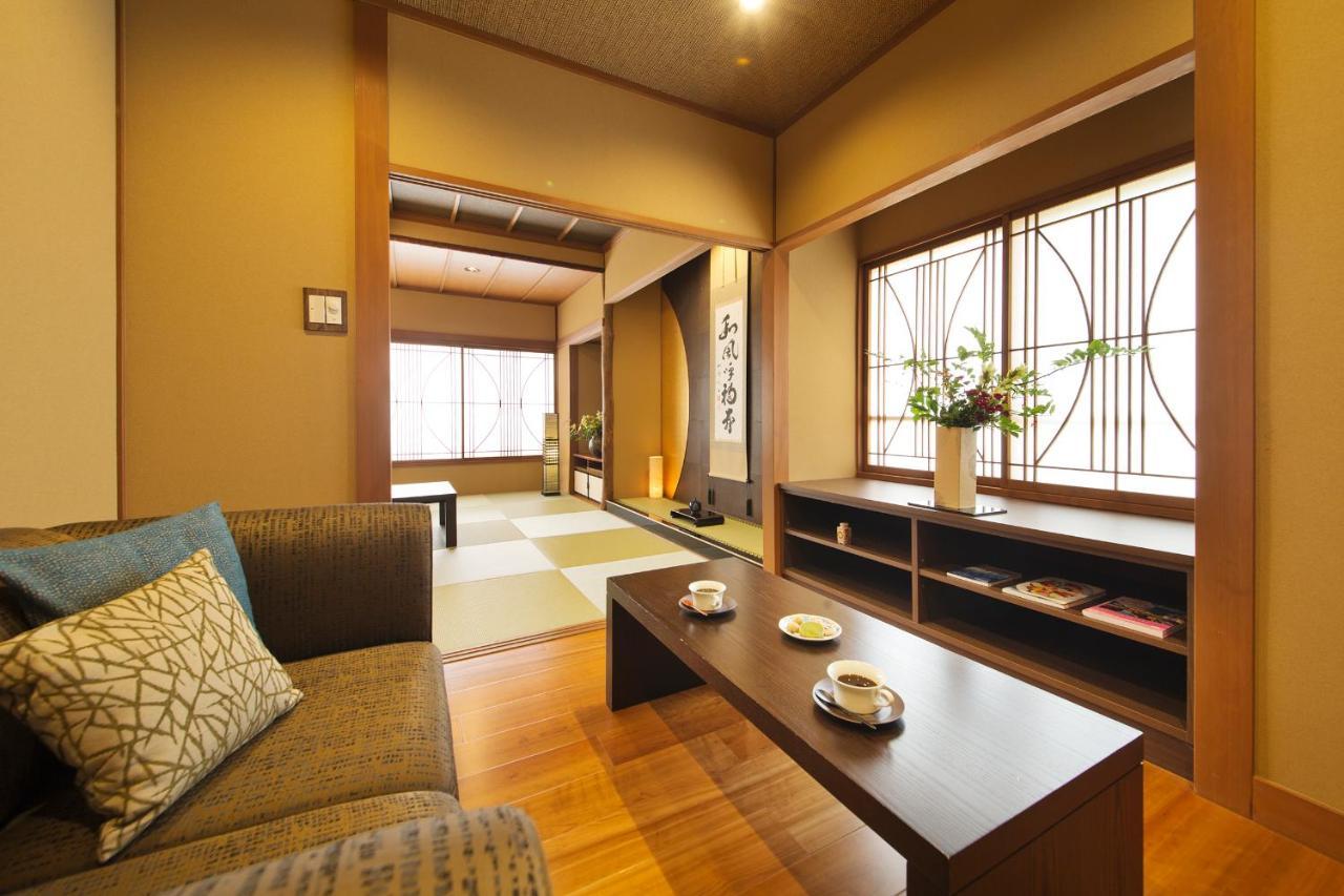 Kanazawa Hyakurakusou Exteriör bild